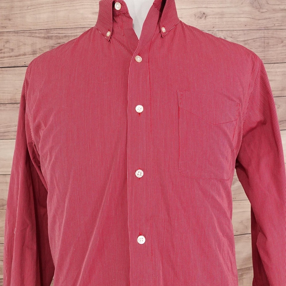 Van Heusen Shirt Mens Large Red Pinstripe Button Down Classic Fit Long Sleeve